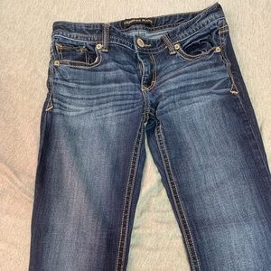 Skinny low rise express jeans. Size 6